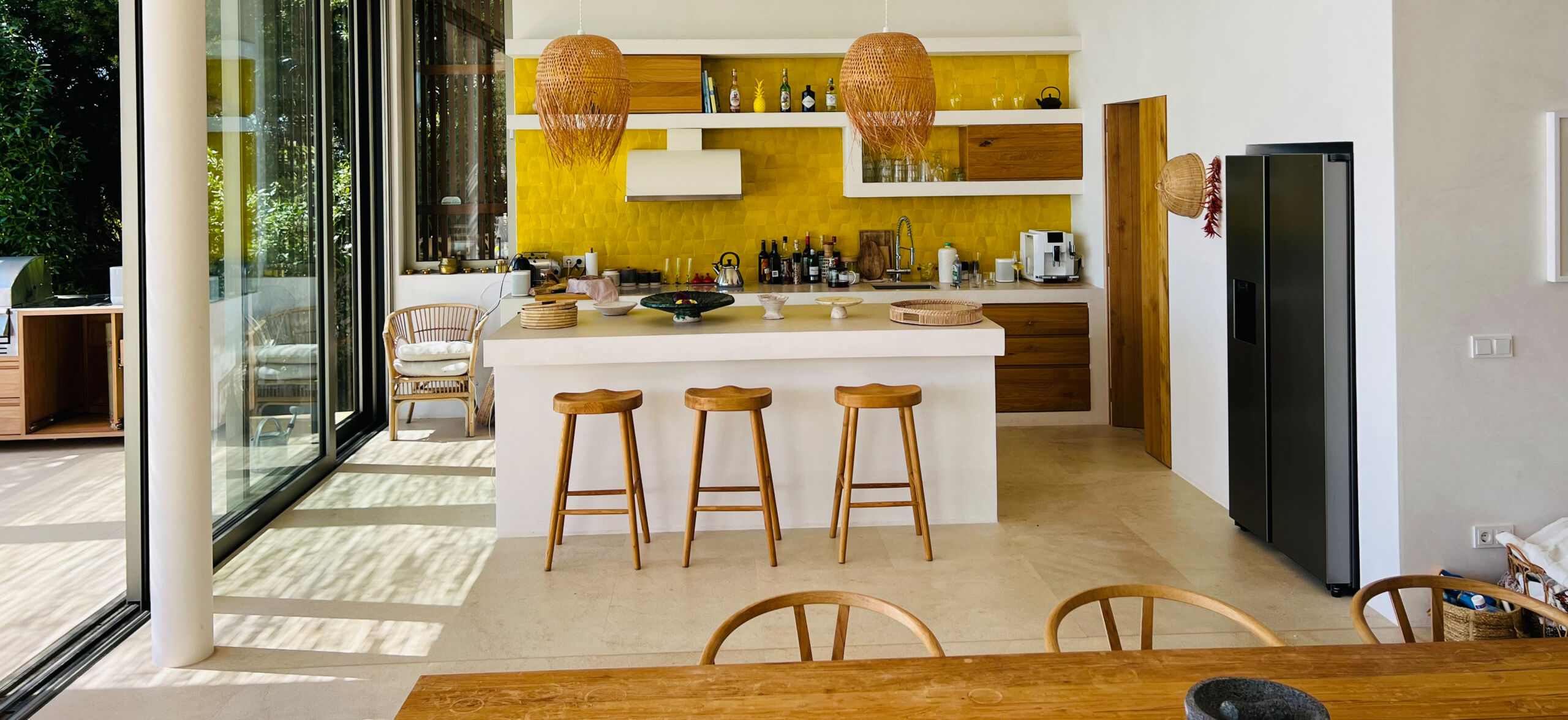 retreat mallorca happiness powerfood